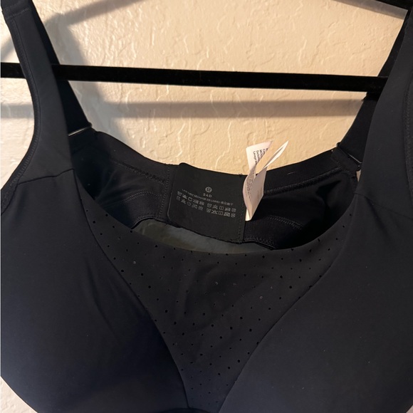 NWT lululemon Run Times high support bra Black 34D - Picture 3 of 7